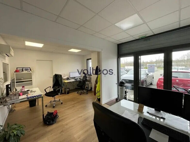 Bureau dans Montrabé à louer - Photo intérieure - Image 3 de 9