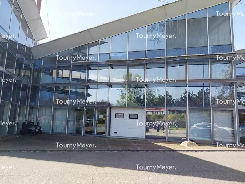 Flex dans Toulouse à louer - Photo du bâtiment - Image 1 de 5