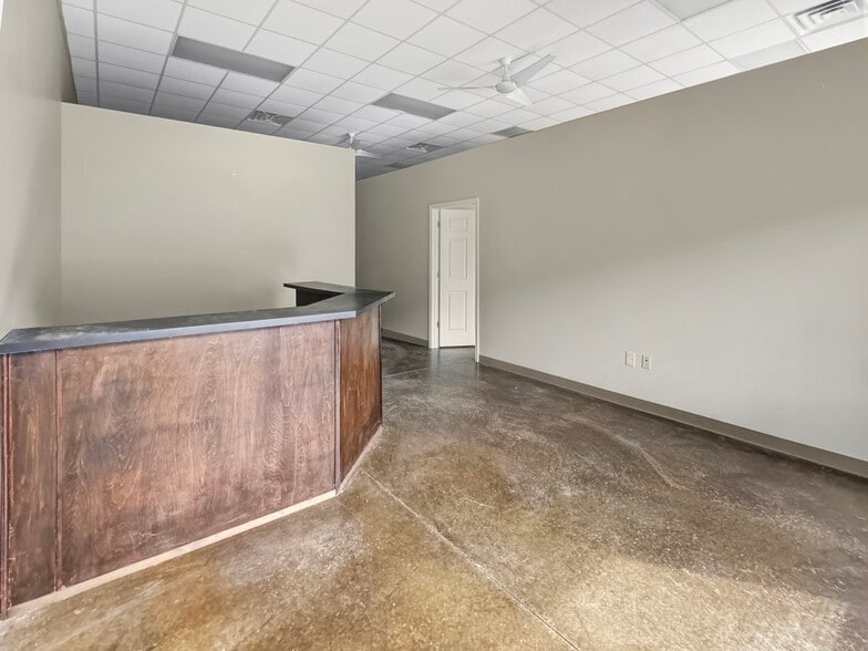 4720 University Blvd E, Tuscaloosa, AL à louer - Photo intérieure - Image 3 de 14