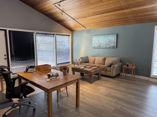 20265 Ventura Blvd, Woodland Hills, CA à louer - Photo du bâtiment - Image 2 de 14