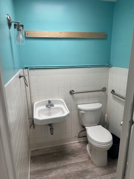 2309-2315 N Sepulveda Blvd, Manhattan Beach, CA à louer - Photo du bâtiment - Image 2 de 6