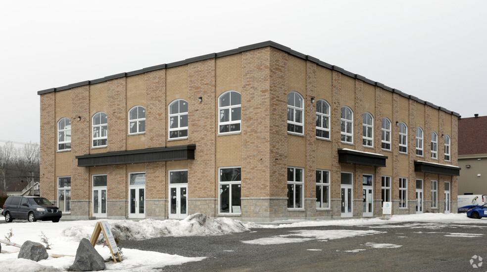 301 Montée du Comté, Les Coteaux, QC for lease - Building Photo - Image 3 of 3