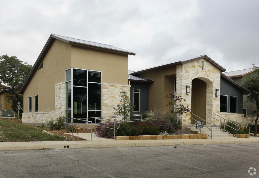 14603 Huebner Rd, San Antonio, TX for lease - Building Photo - Image 1 of 16