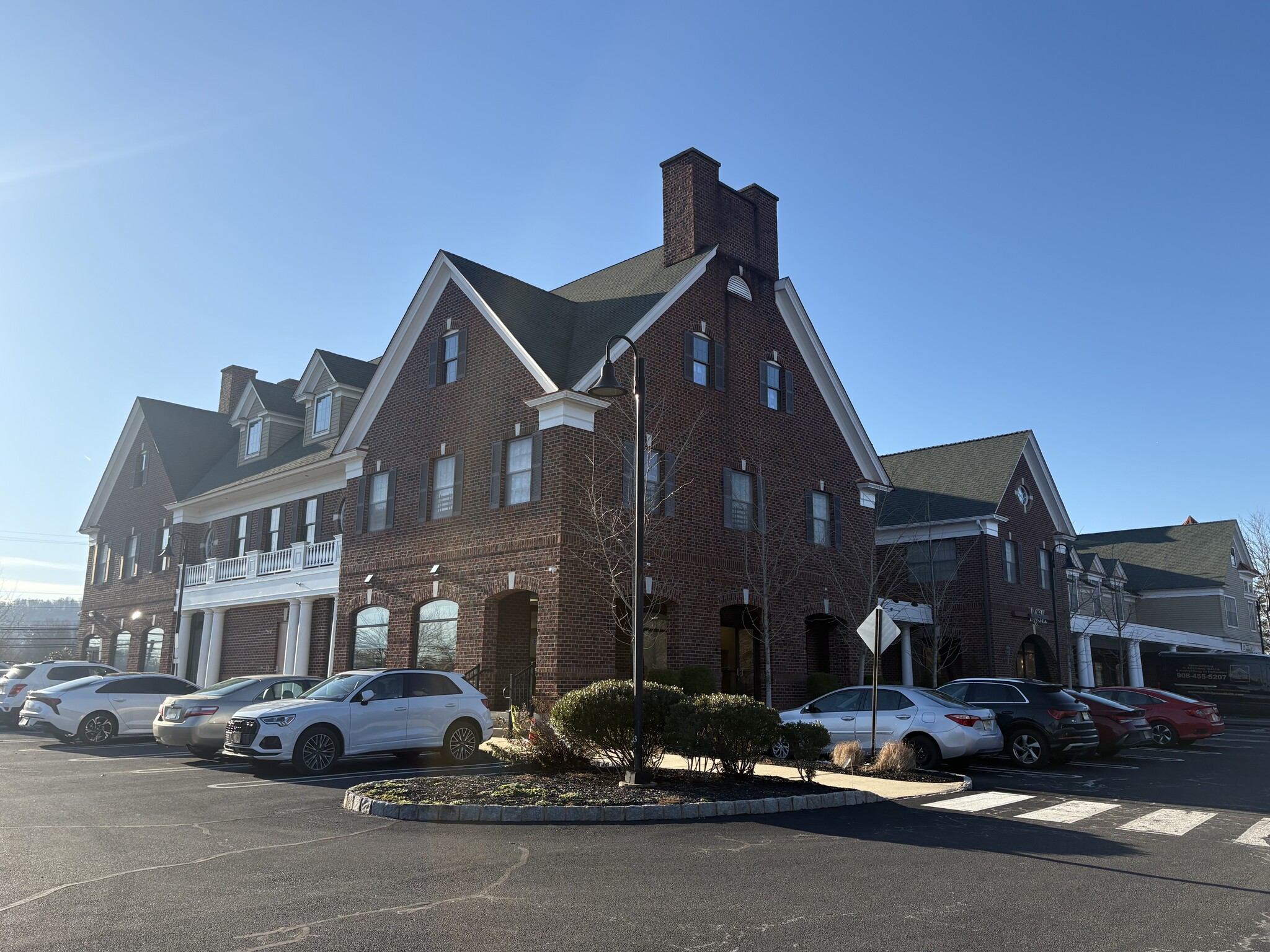 422 US Highway 22 W, White House Station, NJ for lease Building Photo- Image 1 of 21