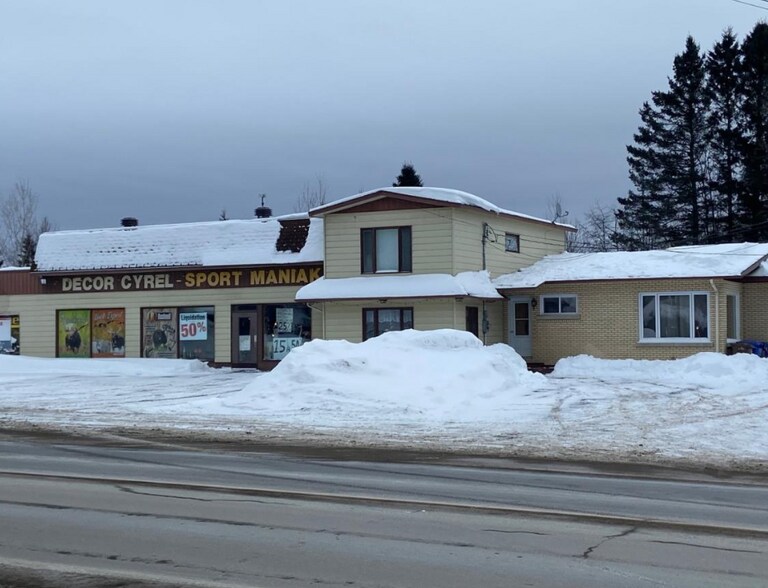 280-282 Route 153, Saint-tite, QC for sale - Primary Photo - Image 1 of 1