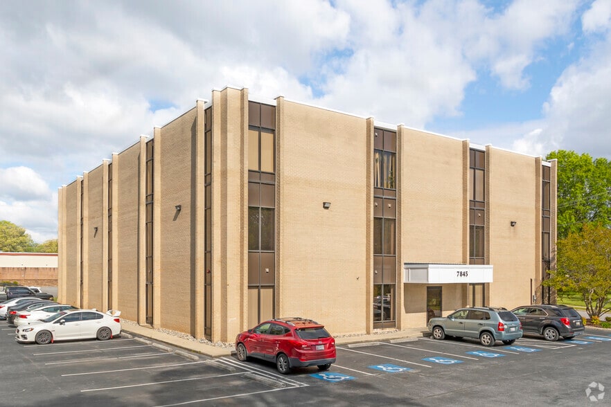 7845 Oakwood Rd, Glen Burnie, MD for lease - Building Photo - Image 3 of 6