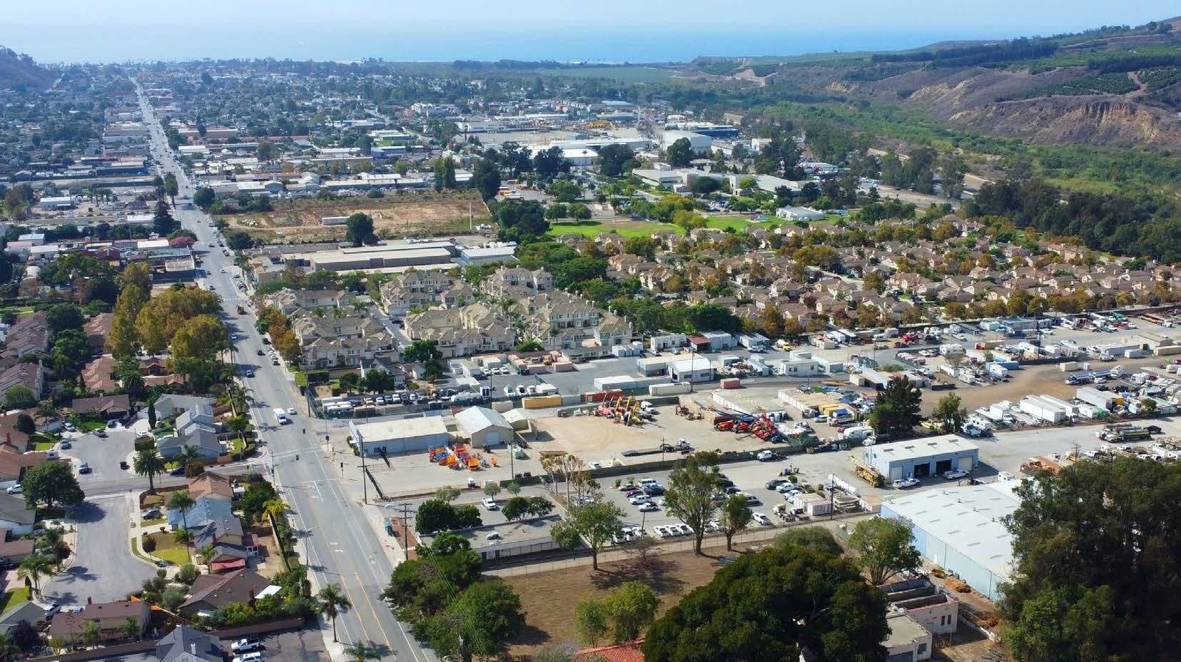 2509 N Ventura Ave, Ventura, CA à louer Photo du bâtiment- Image 1 de 7
