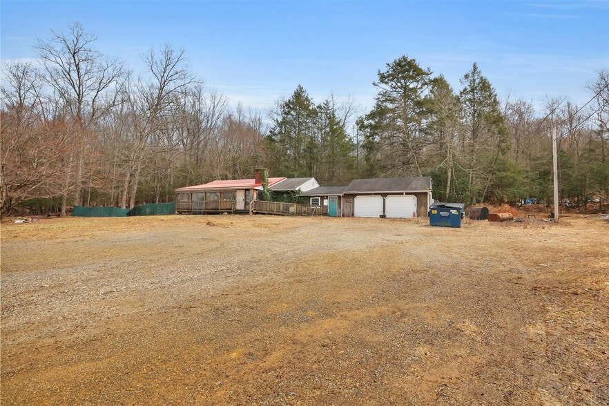 664 Route 6, Andover, CT à vendre - Photo principale - Image 1 de 17