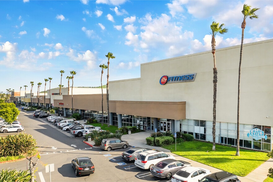 McKinley Crossroads portfolio of 3 properties for sale on LoopNet.ca - Building Photo - Image 2 of 9