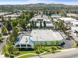 Plus de détails pour 5397 N Commerce Ave, Moorpark, CA - Industriel à vendre