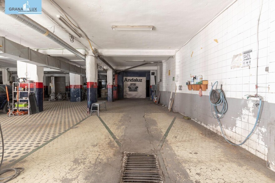 Calle Ribera del Violón, 2, Granada, Granada for sale - Building Photo - Image 2 of 34