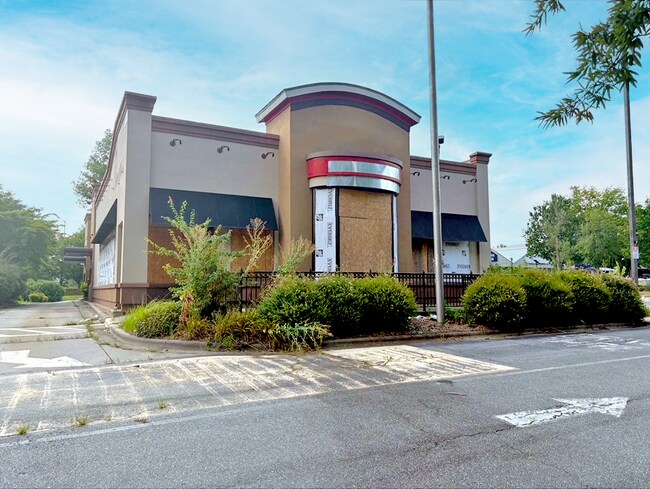 Plus de détails pour 3350 E Franklin Blvd, Gastonia, NC - Commerce de détail à vendre
