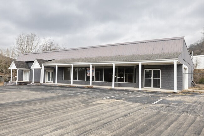 More details for 10894 Nashville Hwy, Liberty, TN - Retail for Sale