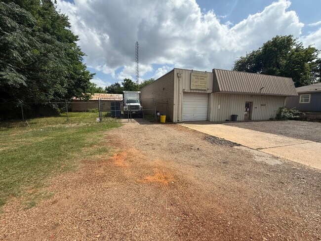 More details for 503 E Oakwood St, Tyler, TX - Industrial for Sale
