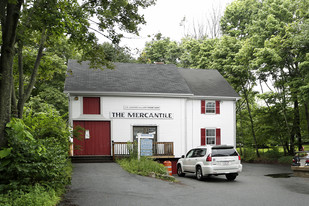 68 Park St, Andover MA - Épicerie