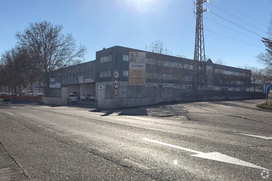 Camino Rejas, 1, Coslada, Madrid à louer - Photo du b timent - Image 2 de 5