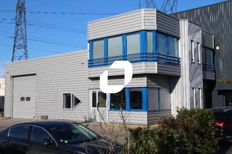 Flex in Marcoussis for lease - Building Photo - Image 2 of 11