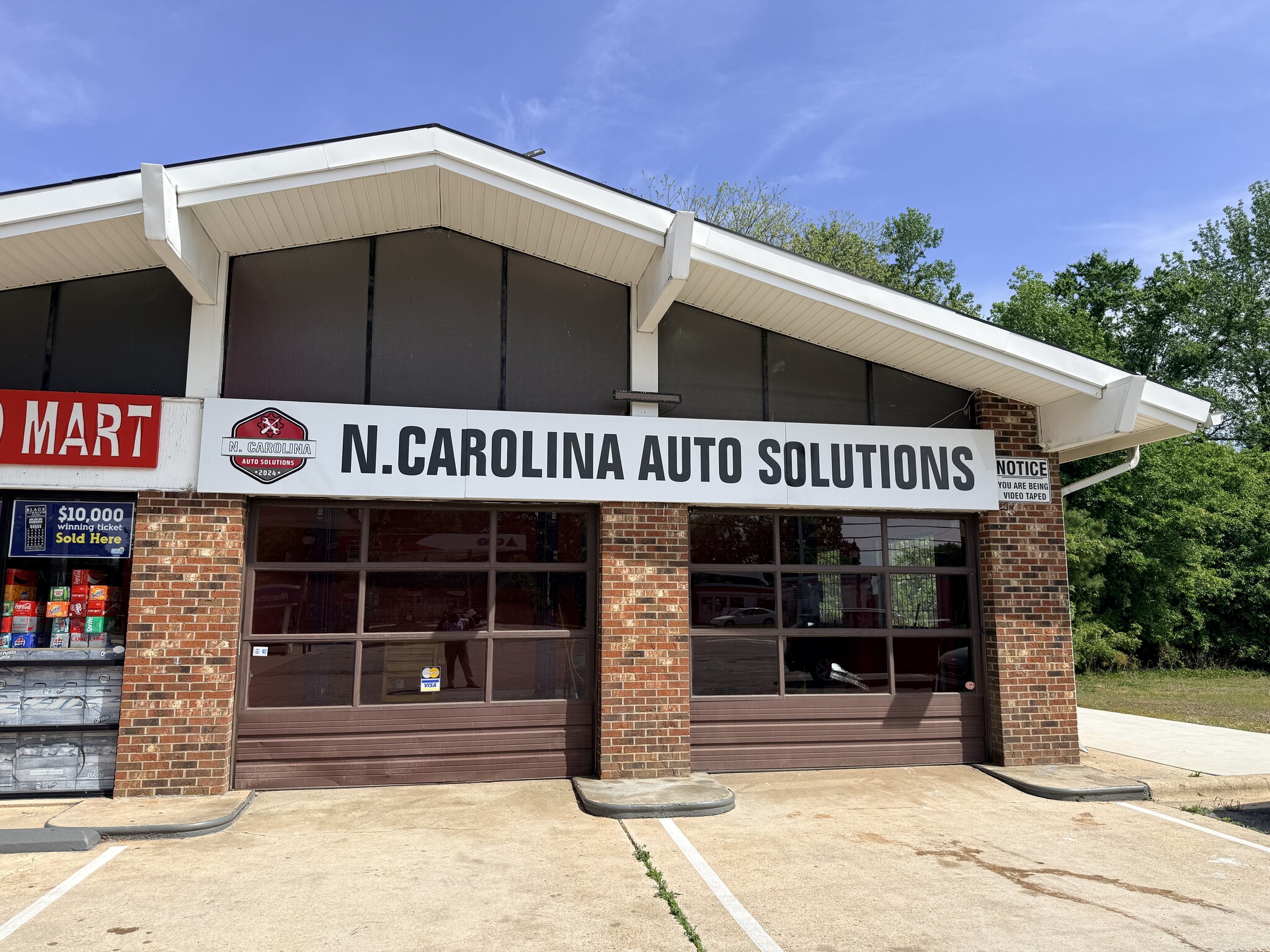302 N Main St, Fuquay-Varina, NC for lease Primary Photo- Image 1 of 13