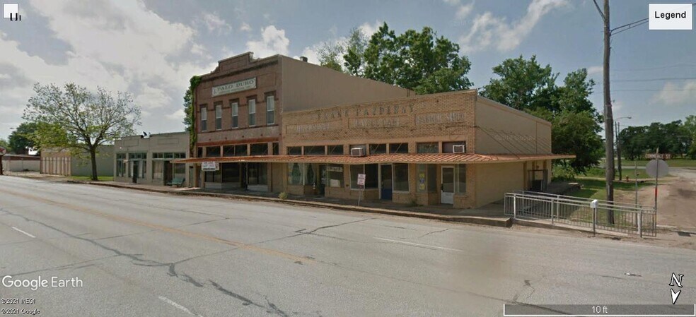 6321 Commerce St, Wallis, TX à louer - Photo du bâtiment - Image 3 de 21