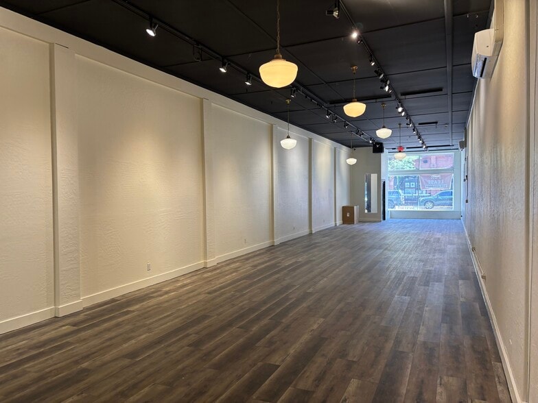 109 N Leroux St, Flagstaff, AZ for lease - Building Photo - Image 3 of 11