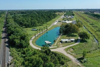 Plus de détails pour 515 Ulrich Ln, Crosby, TX - Multi-résidentiel à vendre
