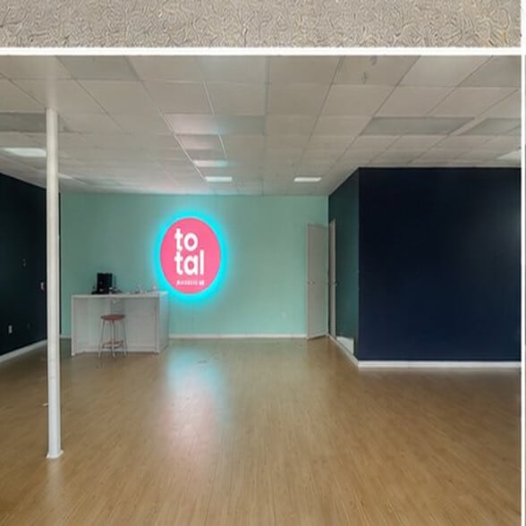 1502-1504 N Garden Ave, Clearwater, FL for lease - Building Photo - Image 2 of 2