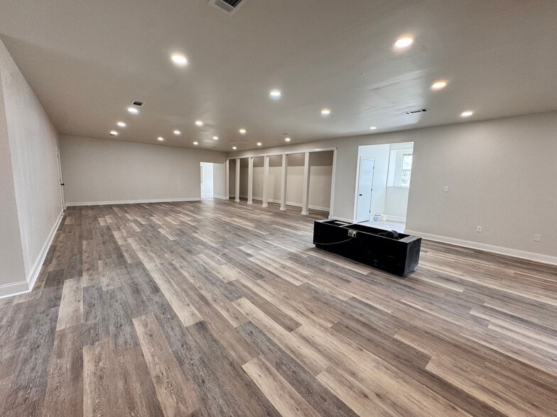 953 North St, Jackson, MS for lease - Building Photo - Image 2 of 13