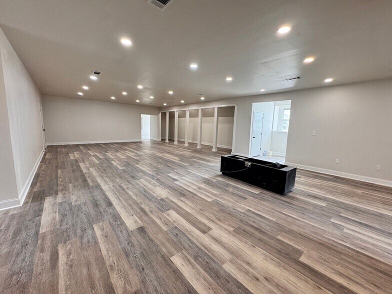 953 North St, Jackson, MS à louer - Photo du bâtiment - Image 2 de 13