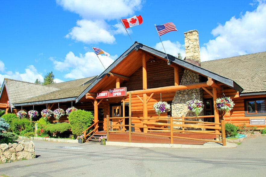 1414 Cariboo Hwy, Clinton, BC à vendre - Photo du bâtiment - Image 1 de 21