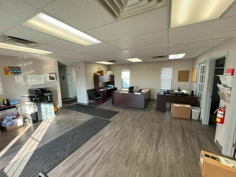 13521 E Trent Ave, Spokane, WA for lease - Building Photo - Image 3 of 22