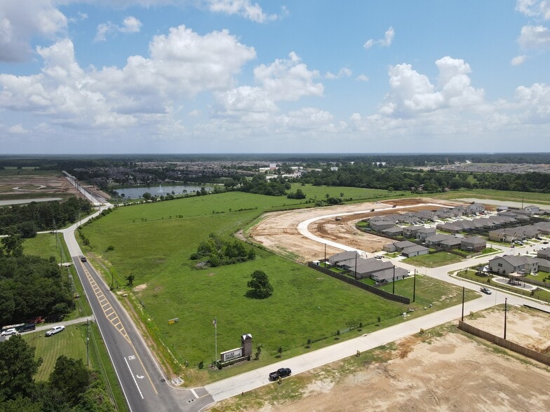 Bauer Rd & Hopfe Rd portfolio of 2 properties for sale on LoopNet.ca - Building Photo - Image 2 of 6