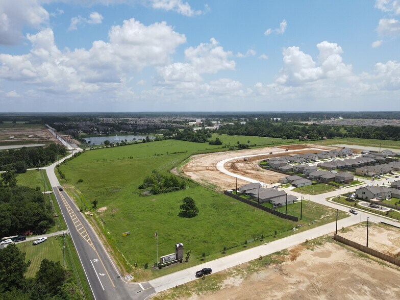 Bauer Rd & Hopfe Rd portefeuille de 2 propriétés à vendre sur LoopNet.ca - Photo du bâtiment - Image 2 de 6