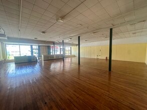 168 Main St, Webster, MA à louer Photo du bâtiment- Image 2 de 6