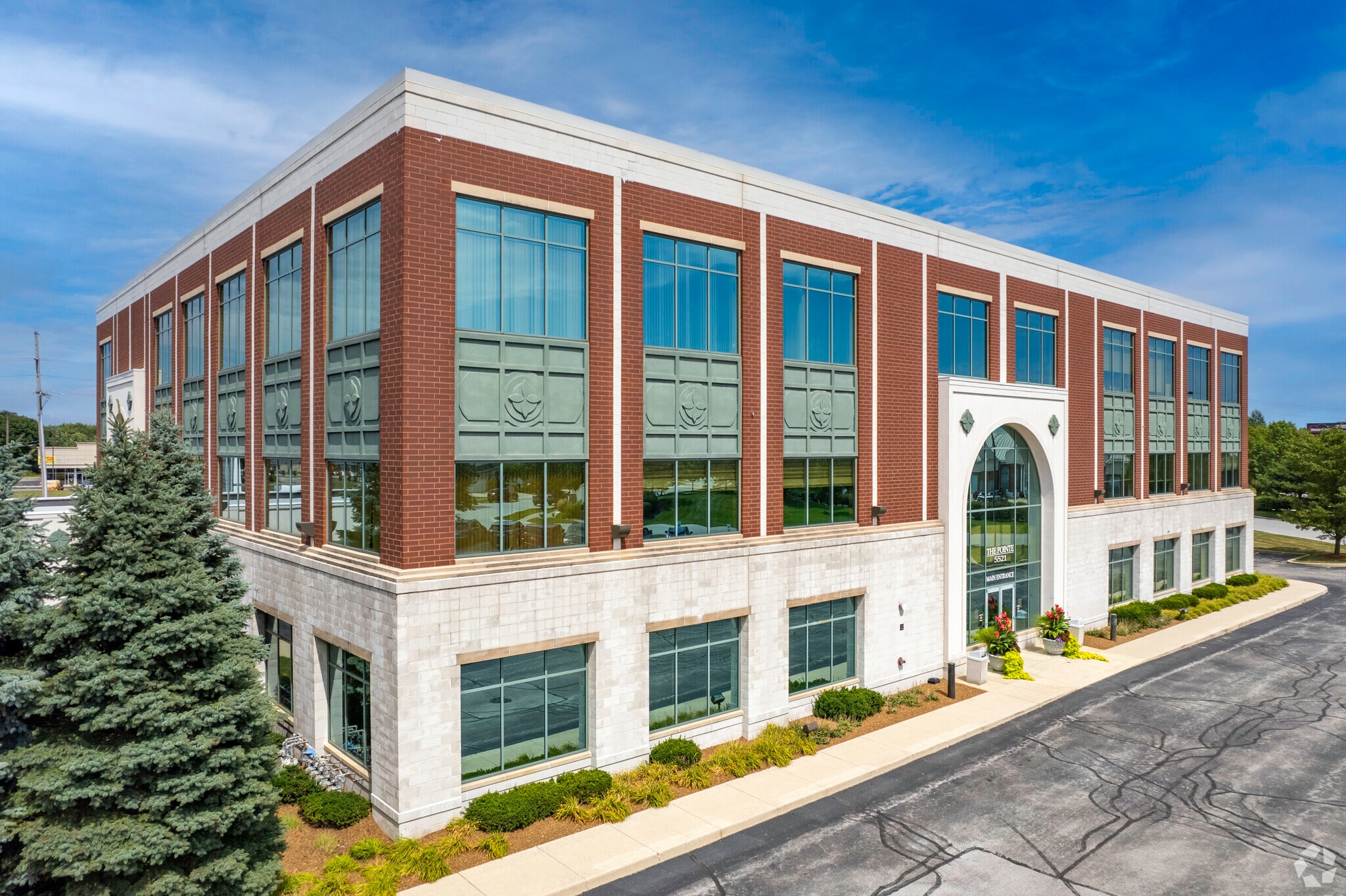 5521 W Lincoln Hwy, Schererville, IN for lease Building Photo- Image 1 of 6