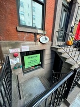 130 W 10th St, New York, NY à louer Photo intérieure- Image 1 de 17