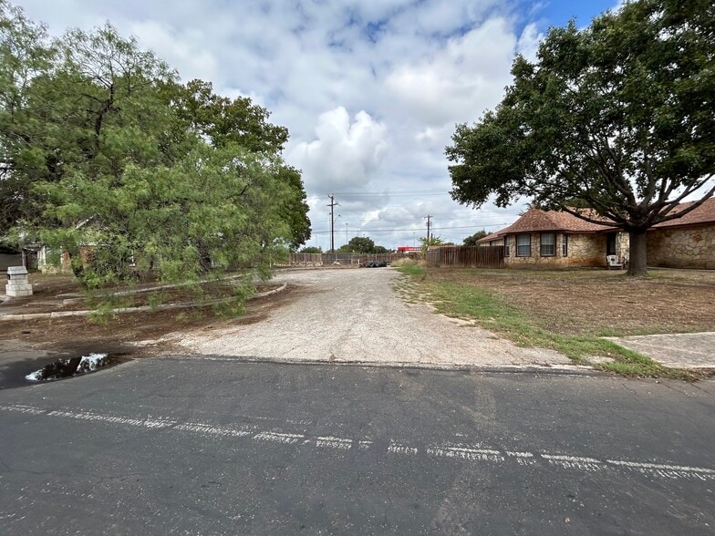 8251 Misty Willow St., San Antonio, TX for sale - Building Photo - Image 2 of 5