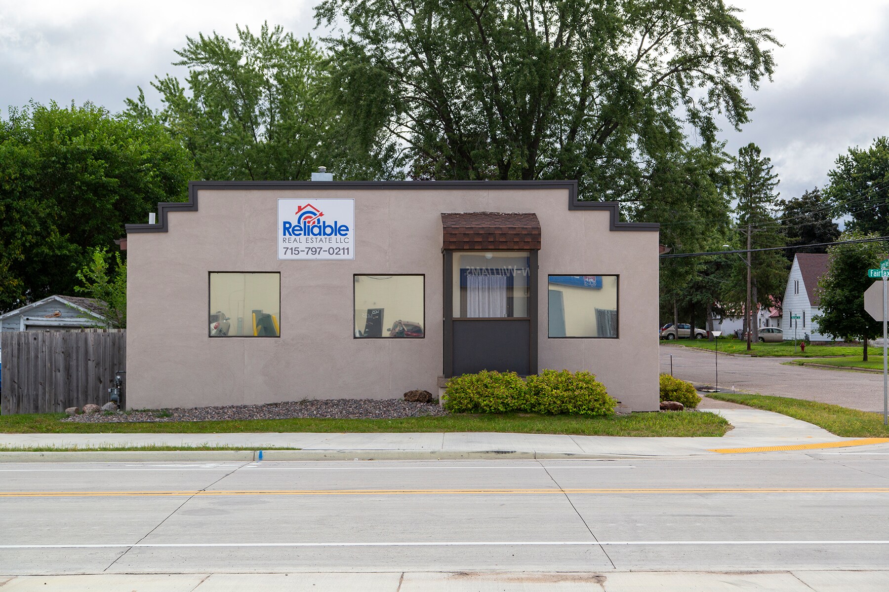 635 Fairfax St, Altoona, WI à vendre Photo principale- Image 1 de 17