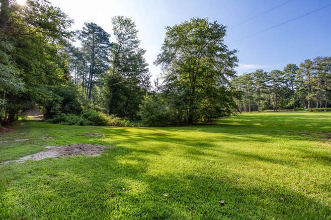 1693 W Sandtown Rd SW, Marietta, GA à vendre - Photo du bâtiment - Image 2 de 4