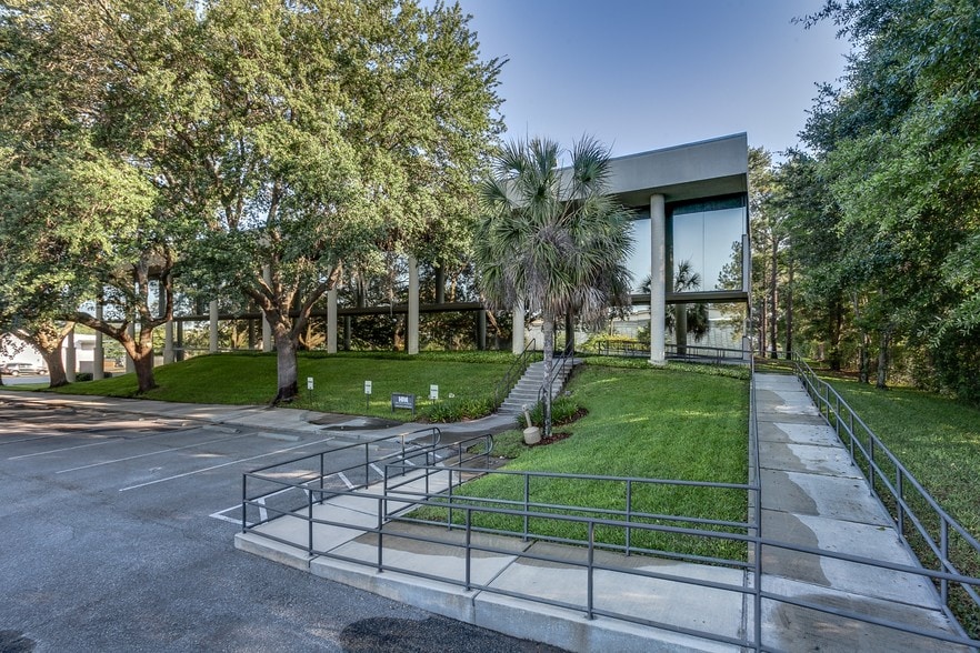 9000 Regency Square Blvd, Jacksonville, FL for sale - Building Photo - Image 2 of 19