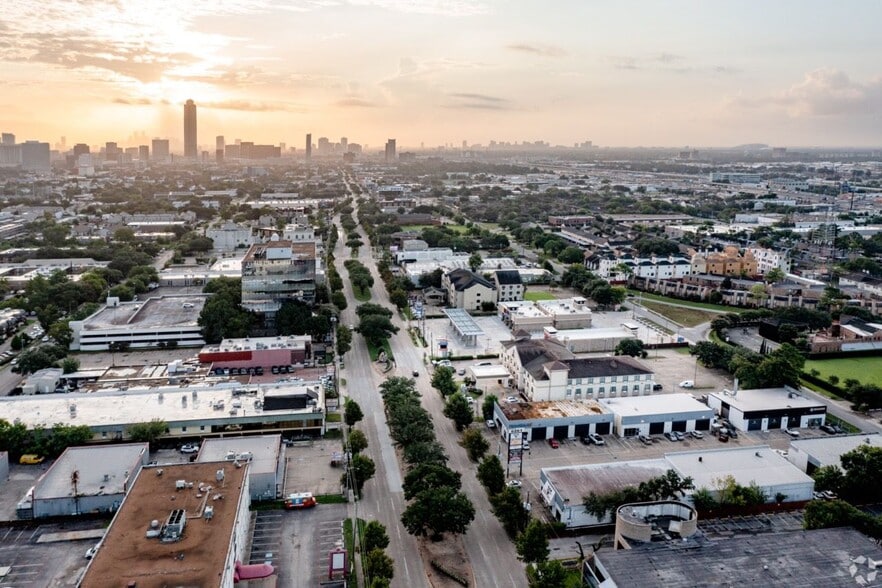 6229 Richmond Ave, Houston, TX à vendre - Aérien - Image 3 de 16