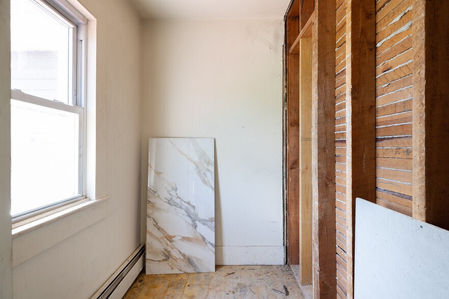 3402 State Route 97, Barryville, NY à vendre - Photo du bâtiment - Image 2 de 13