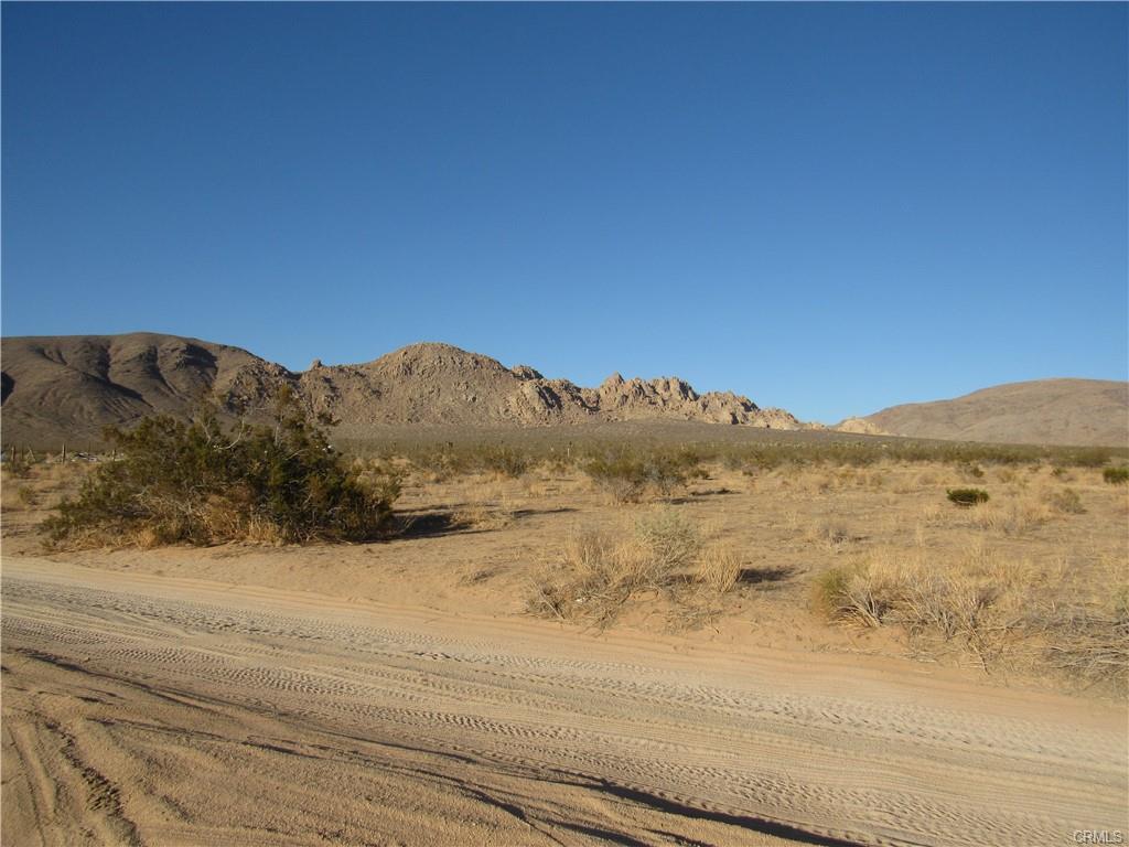 0464-022-32-0000, Apple Valley, CA for sale Primary Photo- Image 1 of 12