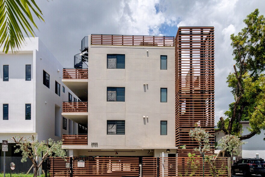 2955 Bird Ave, Coconut Grove, FL à vendre - Photo du bâtiment - Image 2 de 46