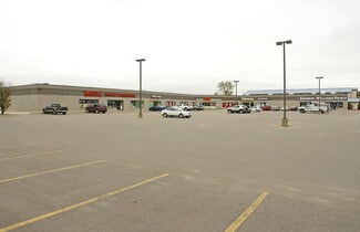Plus de détails pour 471-497 Marschall Rd, Shakopee, MN - Commerce de détail à louer