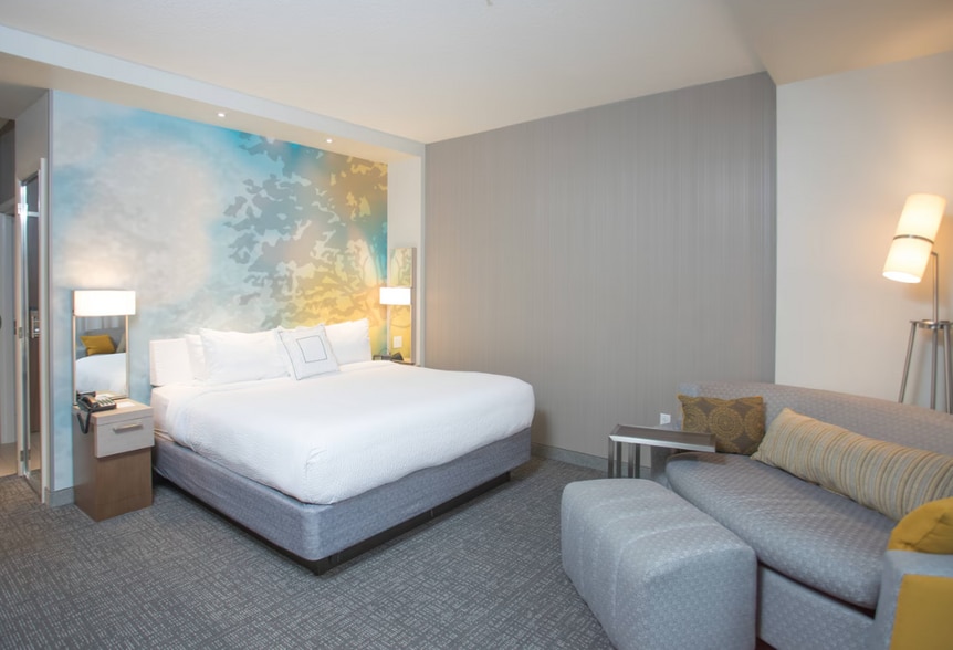 200 S Superior St, Albion, MI for sale - Building Photo - Image 3 of 14