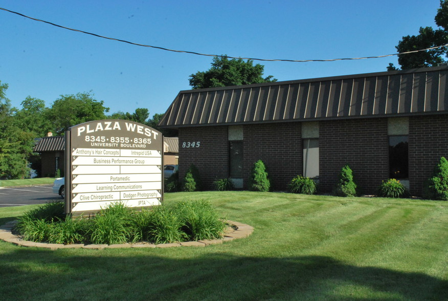 8345 University Blvd, Clive, IA for sale - Building Photo - Image 1 of 1