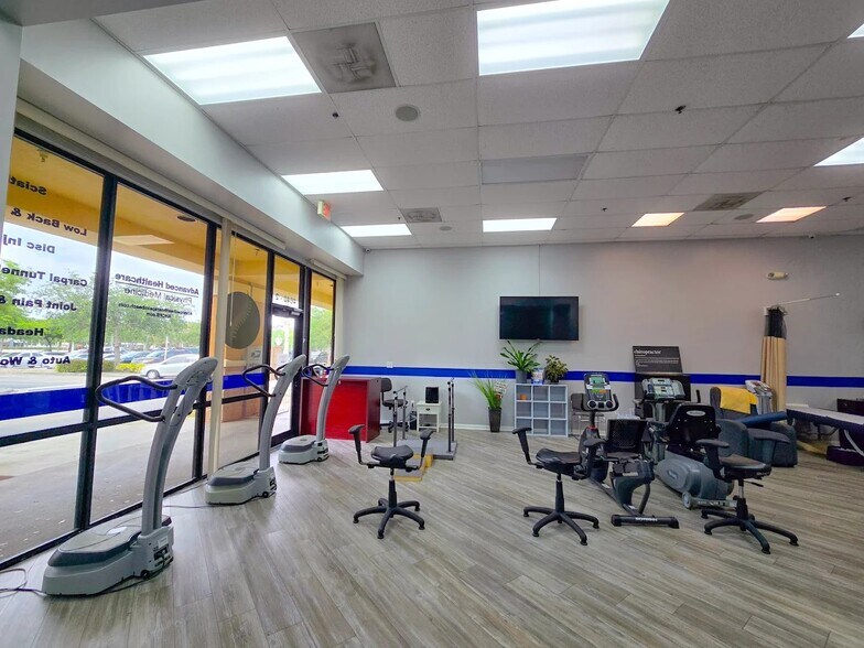 4622-4640 Hypoluxo Rd, Lake Worth, FL à louer - Photo du bâtiment - Image 2 de 14