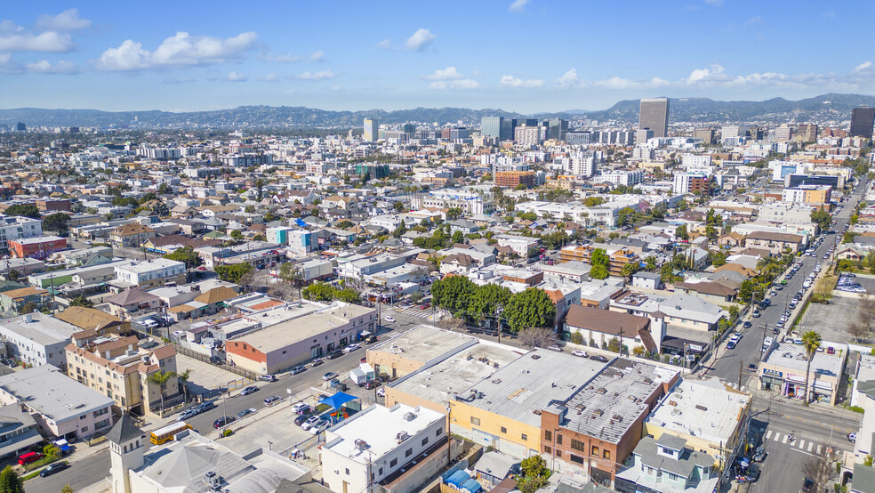 2546-2554 W Pico Blvd, Los Angeles, CA for sale - Building Photo - Image 3 of 9