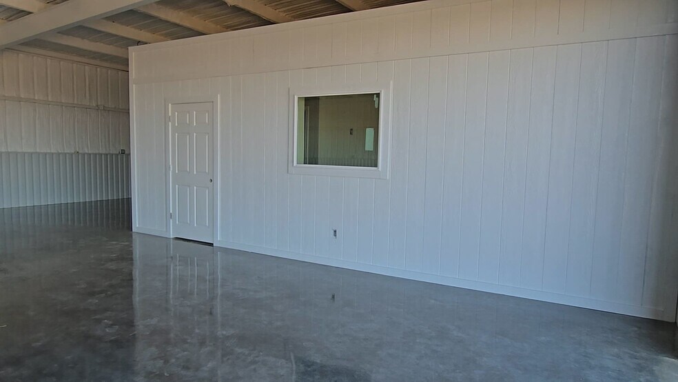 6366-6414 FM 1715, Lampasas, TX à louer - Vidéo sur l’inscription commerciale - Image 3 de 32