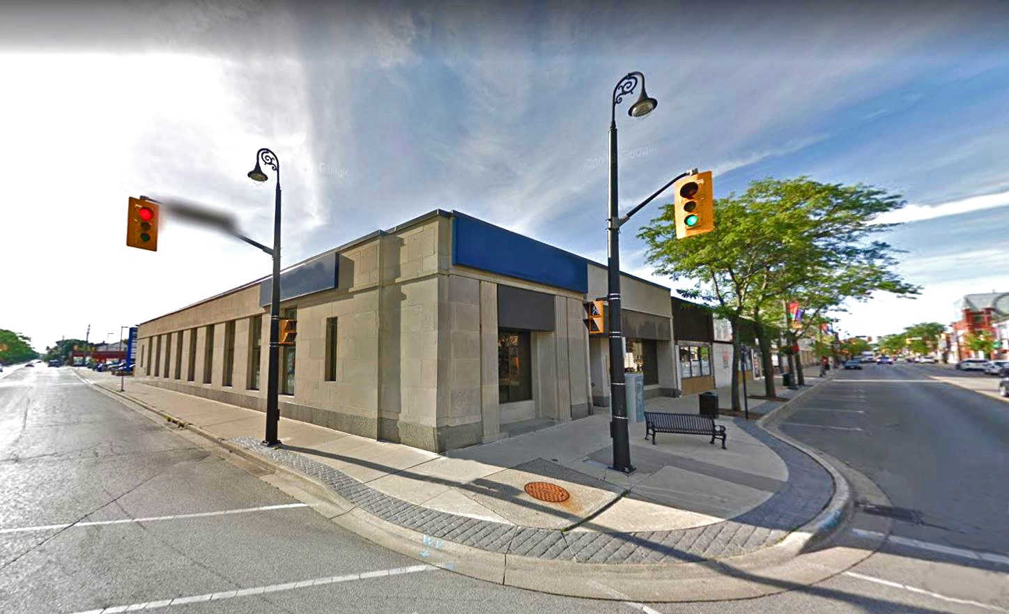 230 Christina St N, Sarnia, ON for sale Primary Photo- Image 1 of 1